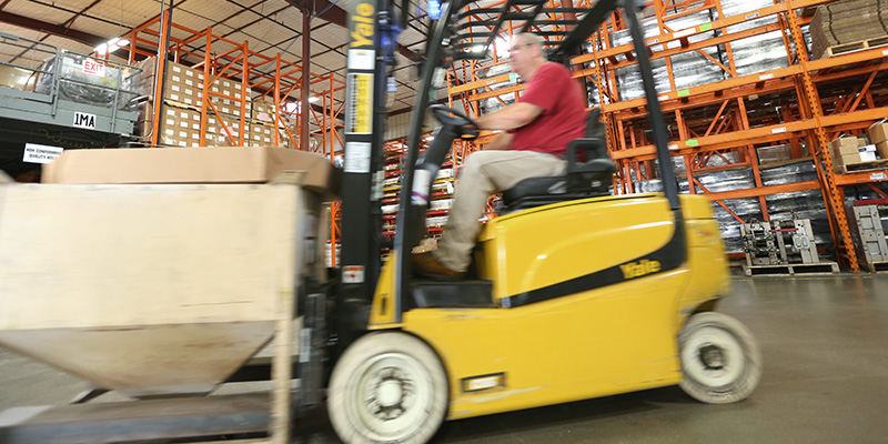 Shipping forklift delivery